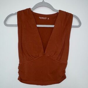 Women's Abercrombie rust Top
